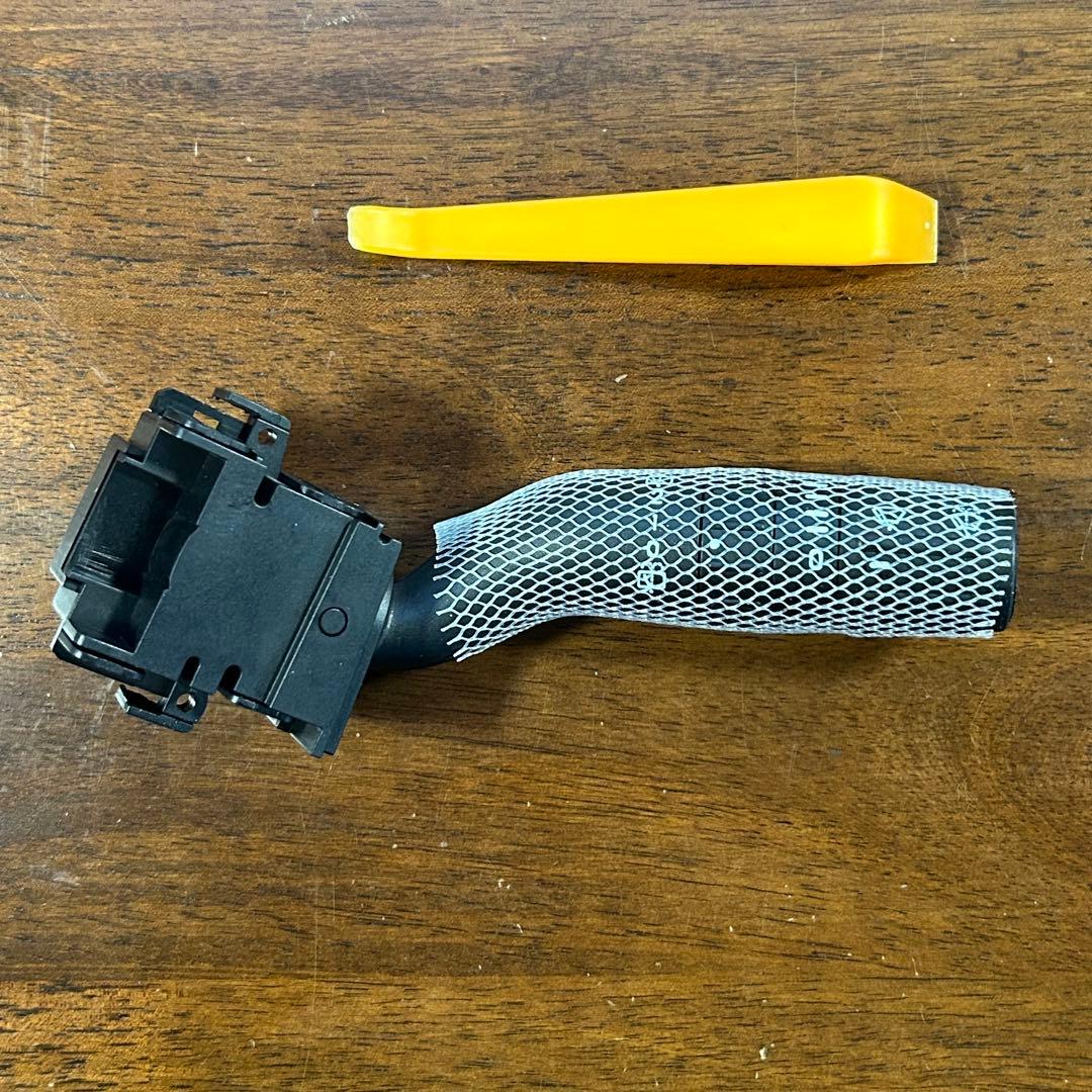 フォード　エクスプローラー　2011〜　新品　ワイパースイッチ　OEM品