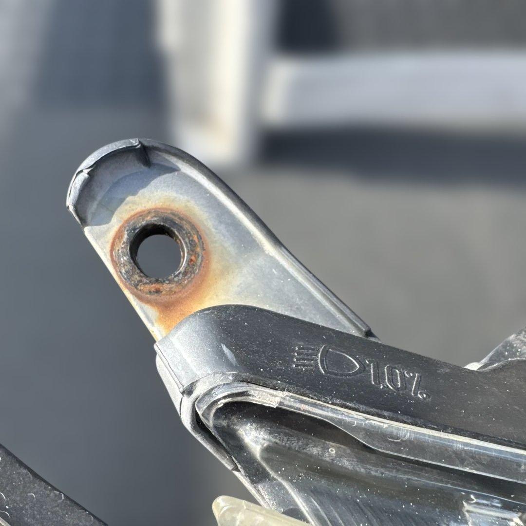 トヨタ　プリウス　30 前期　LEDヘッドライト ヘッドランプ左右セット中古品