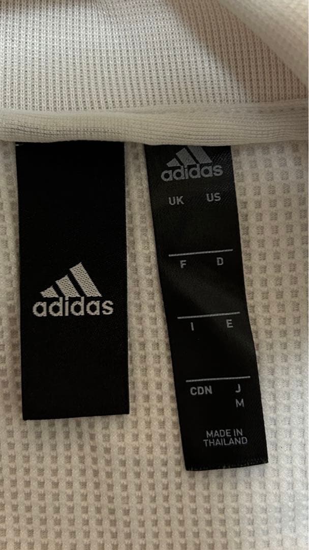 adidas ジャージ　セットアップ