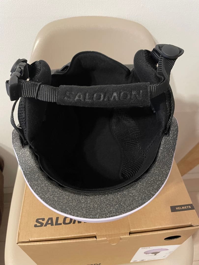 【極美品】Salomon サロモン スキー スノボ スノーボード ヘルメット
