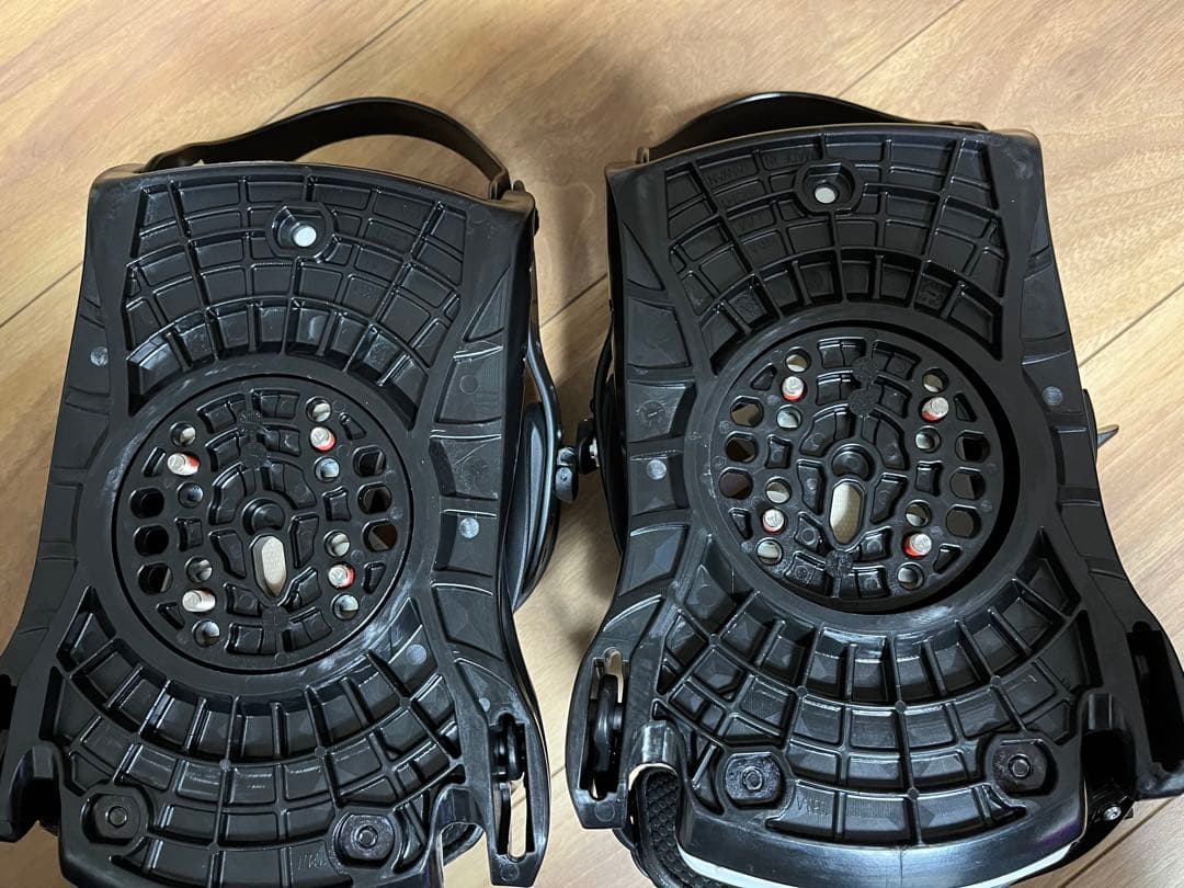 ZUMA スノーボードビンディング BK/WHT MLサイズ