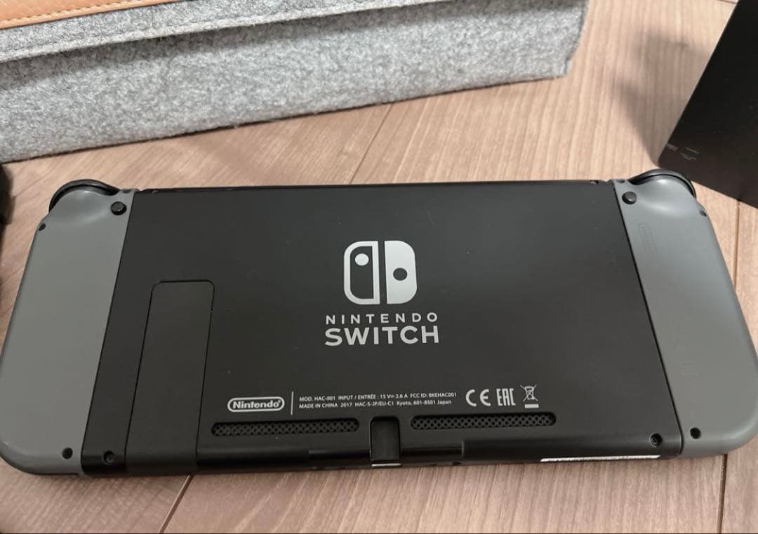NintendoSwitch 本体 ケース付き