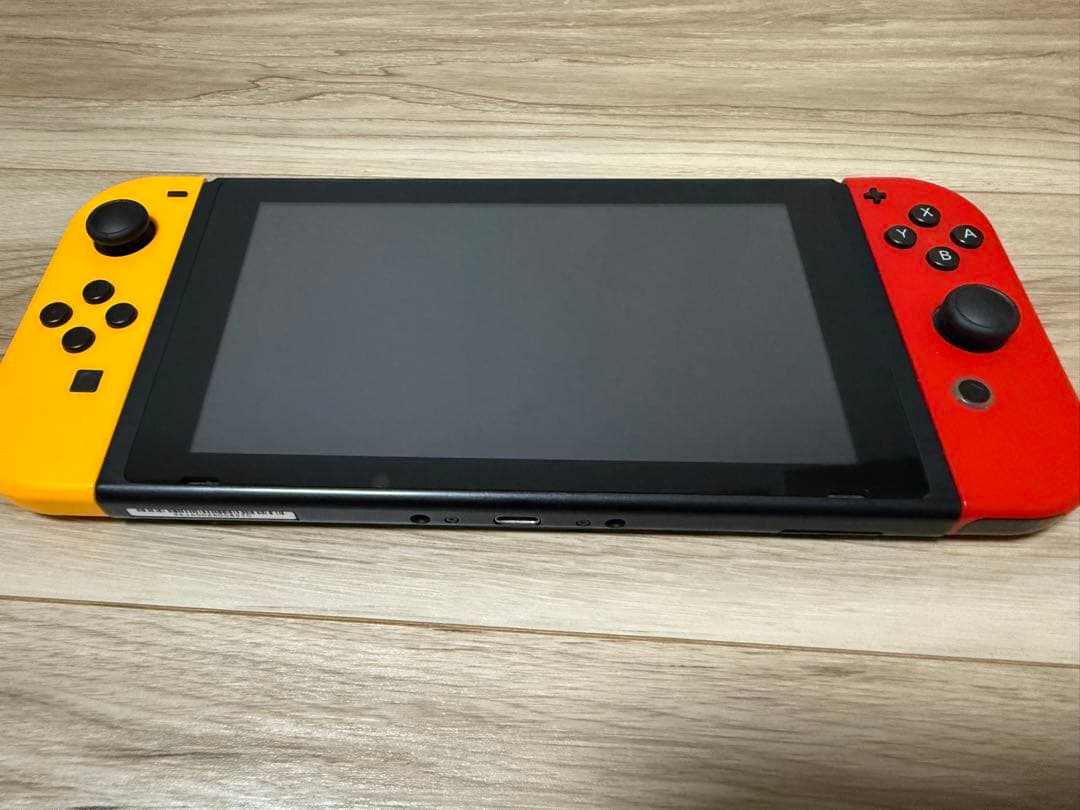 Switch 定価32,978円