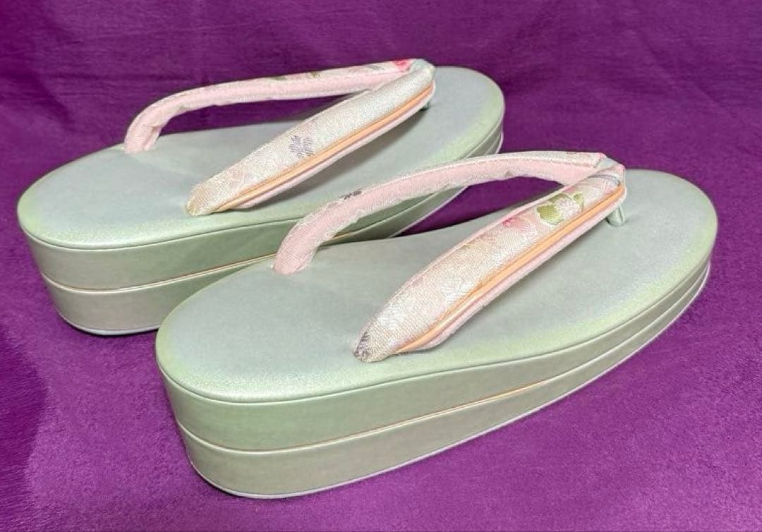 華三彩　和装バッグ＆草履セット　シルバー、淡いピンク　パール装飾　Lサイズ