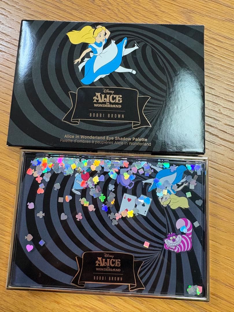 ☆*☆様 ボビイブラウン アリス イン ワンダーランド アイシャドウ パレット