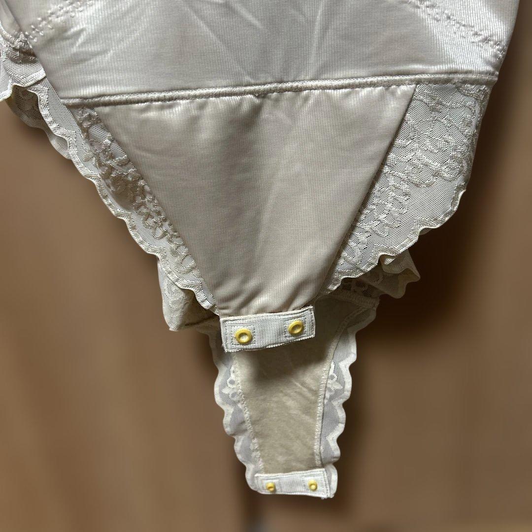 【ODILIA】スナップ付★ボディーサポートファンデーション