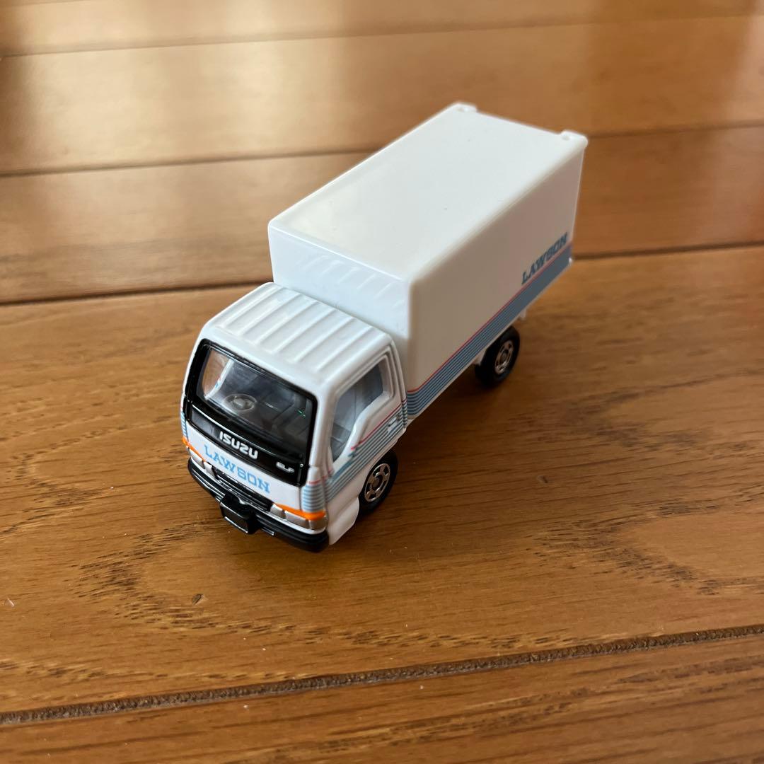 わ*ん様 トミカタウン ローソン☆ローソントラックトミカ付☆