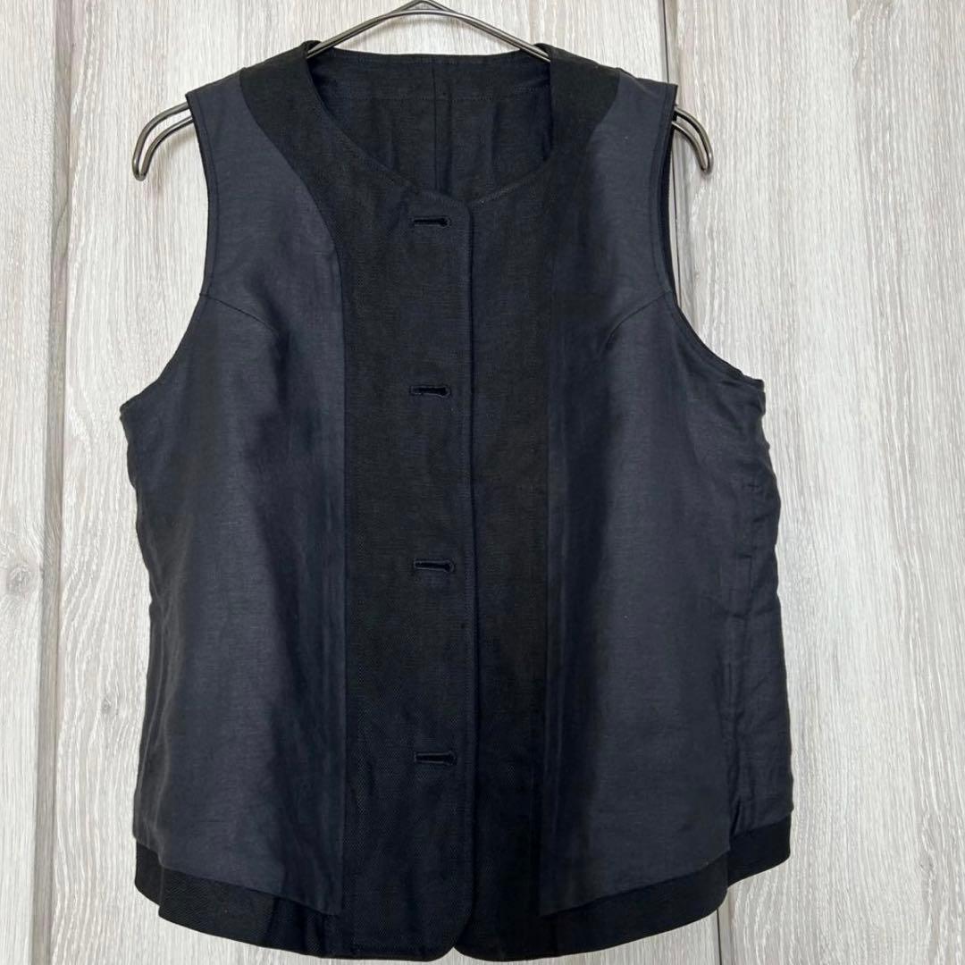 susuri ススリ リネン100% ベスト 前ボタン　ノースリーブ　黒　S