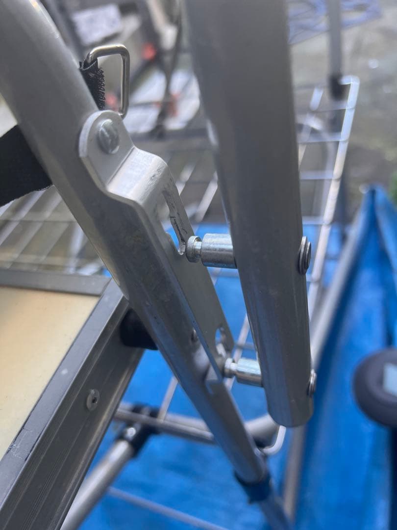 OZARK TRAIL   キッチン　テーブル　折りたたみ式　簡単　キャンプ