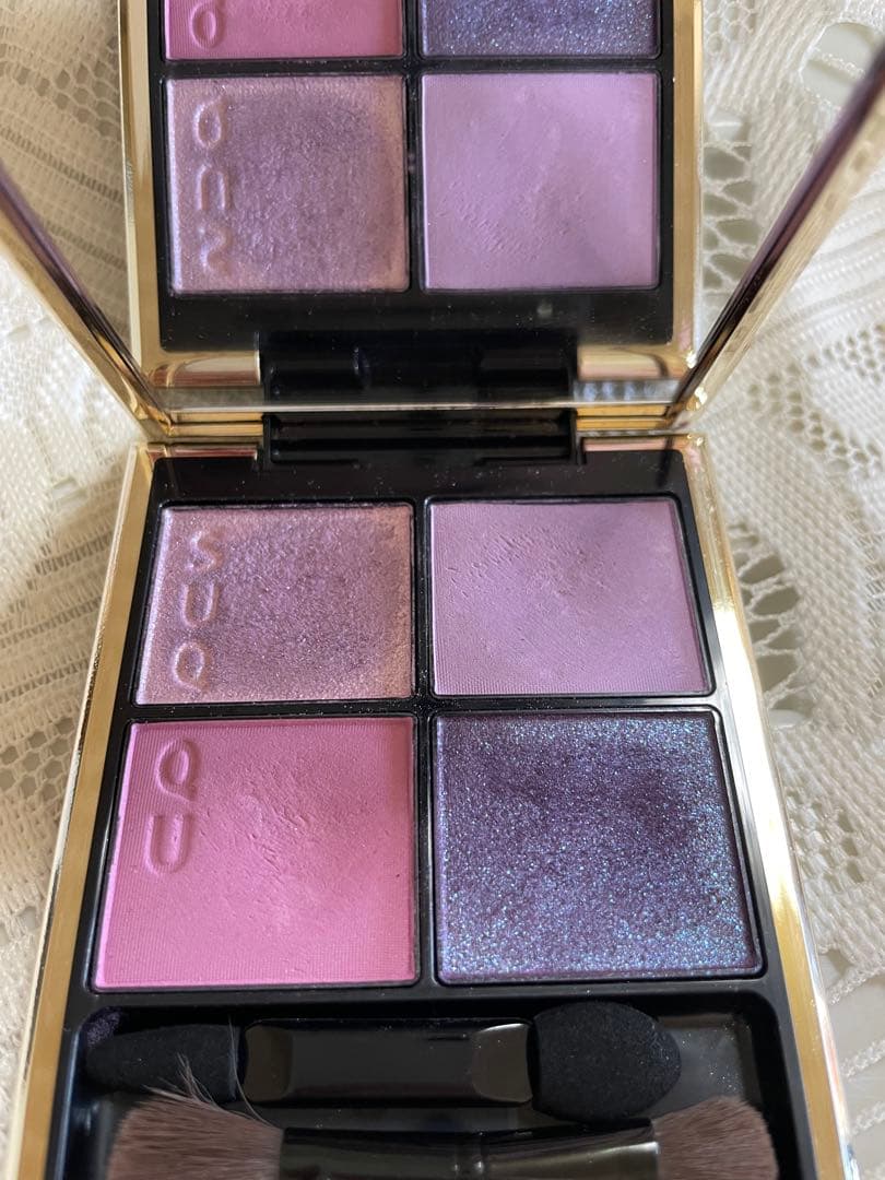 SUQQU シグニチャーカラーアイズ　137