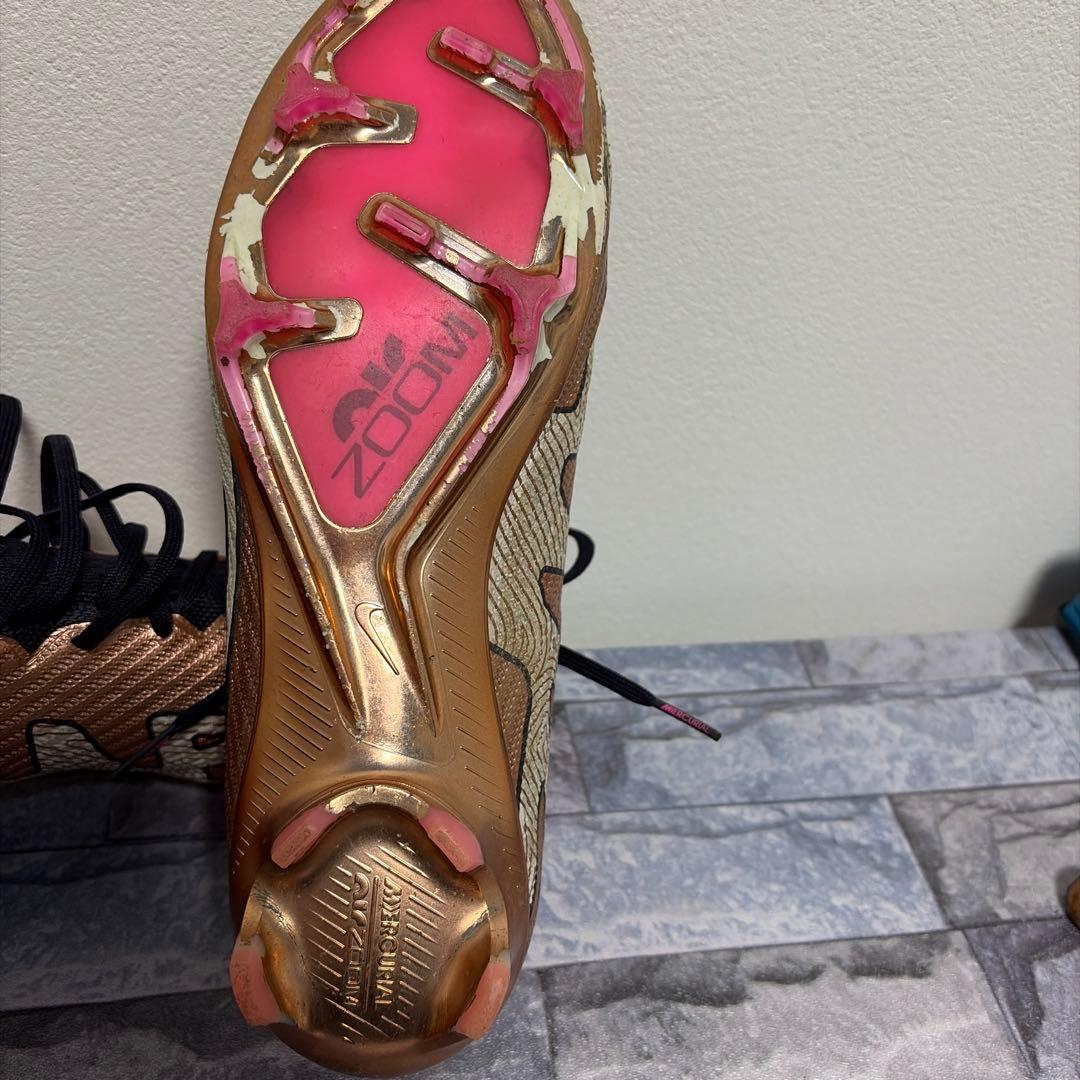 Nike マーキュリアルヴェイパー15