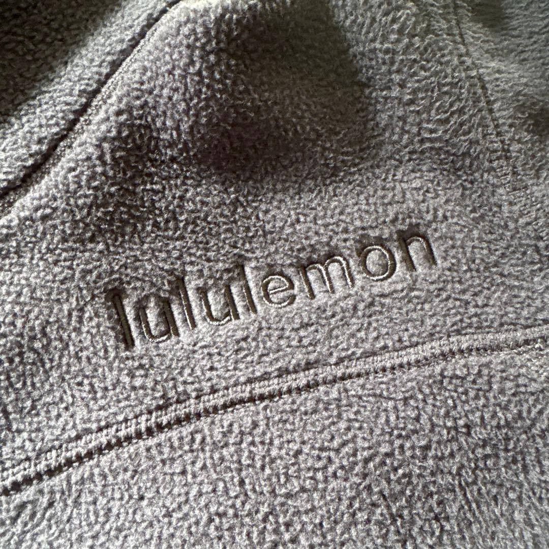 ルルレモン　サイズ2 フリースジャンパー