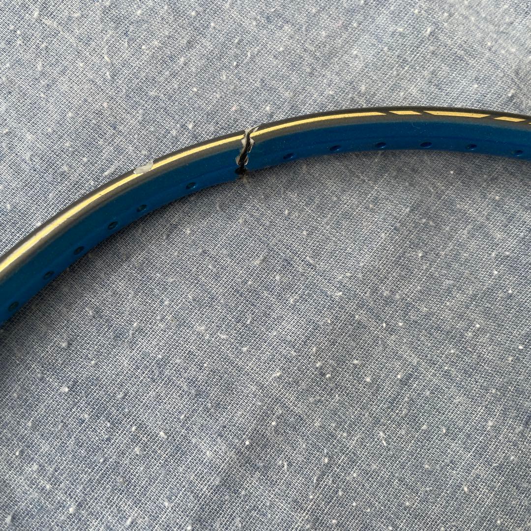 ジャンクバドミントンラケット