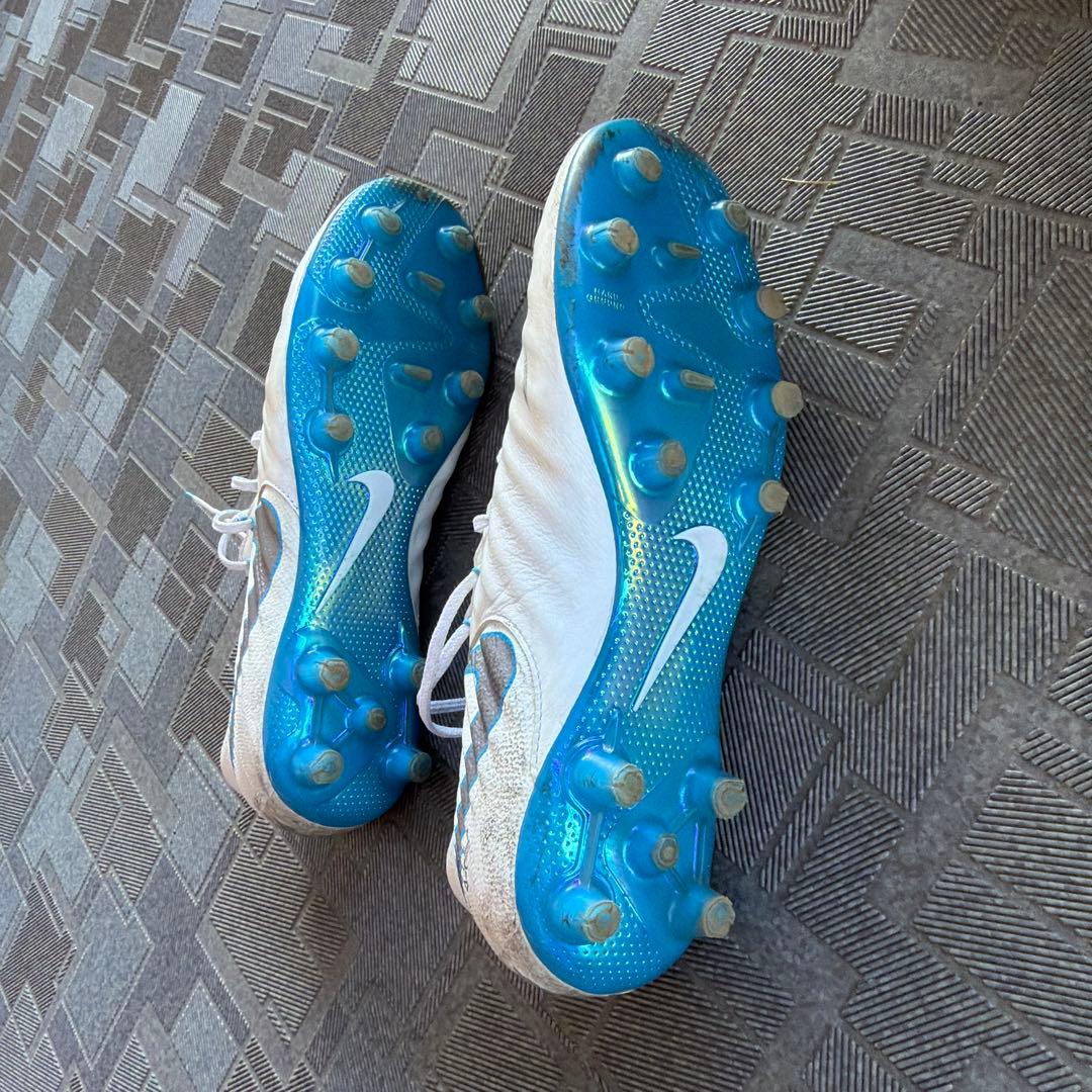 Nike ティエンポ　サッカーシューズ スパイク ホワイト/ブルー