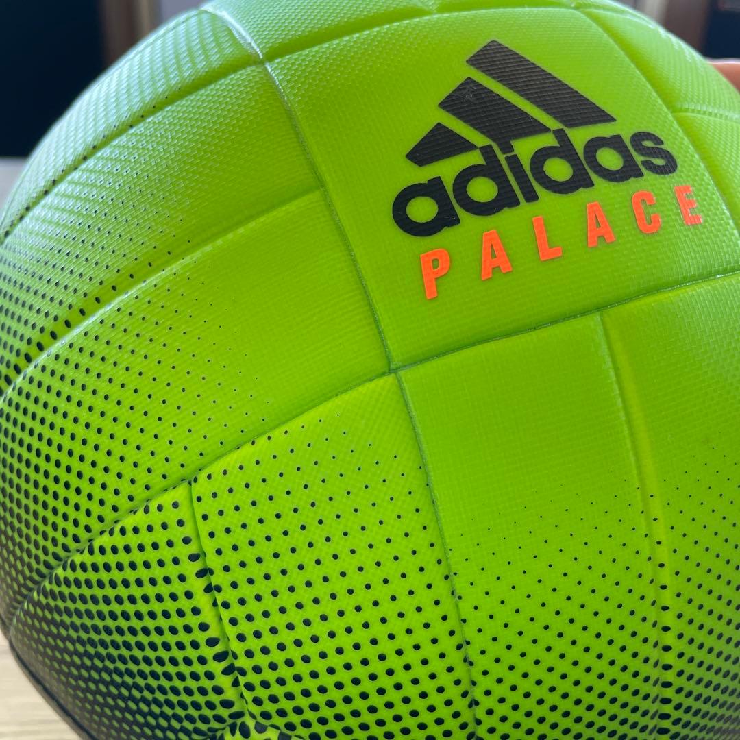 PALACE × JUVENTUS ×adidasトリプルコラボボール