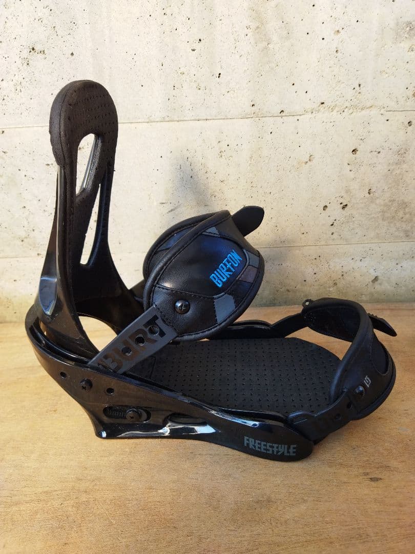 バートン　BURTON　FREESTYLE　Мサイズ　ビンディング　スノーボード