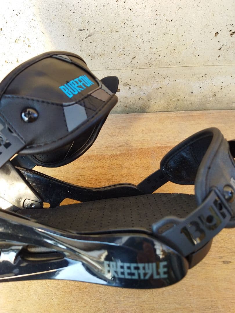 バートン　BURTON　FREESTYLE　Мサイズ　ビンディング　スノーボード