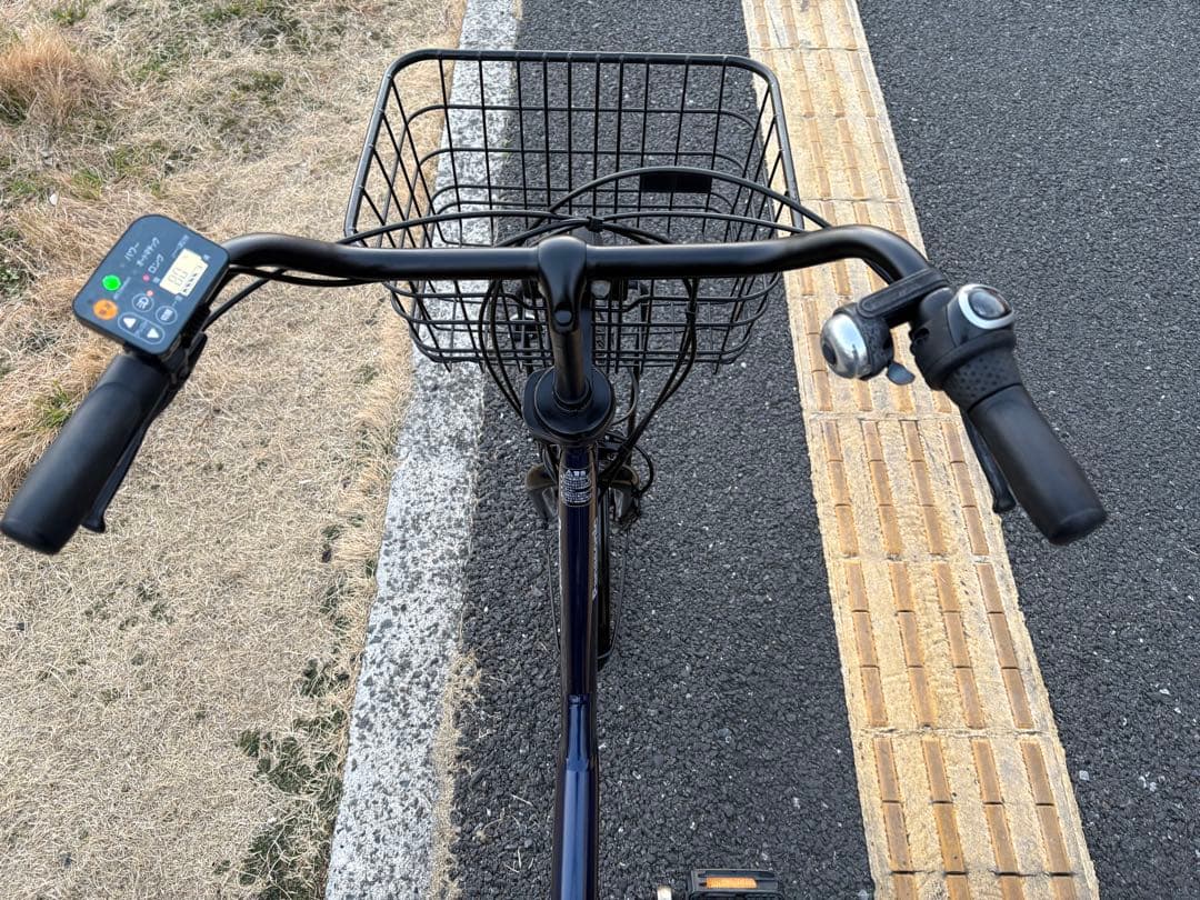 中古20㌅Panasonic電動アシスト自転車　13.2Ah3点灯　大阪　039