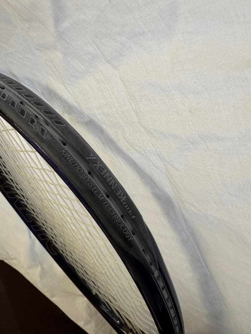 prokennex KINETIC ラケット