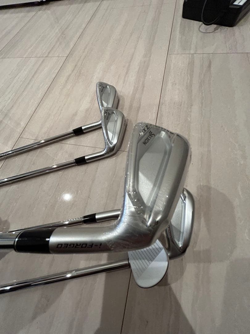 SRIXON ZXi4 アイアン5本（6番〜P ）　NS PRO Flex S