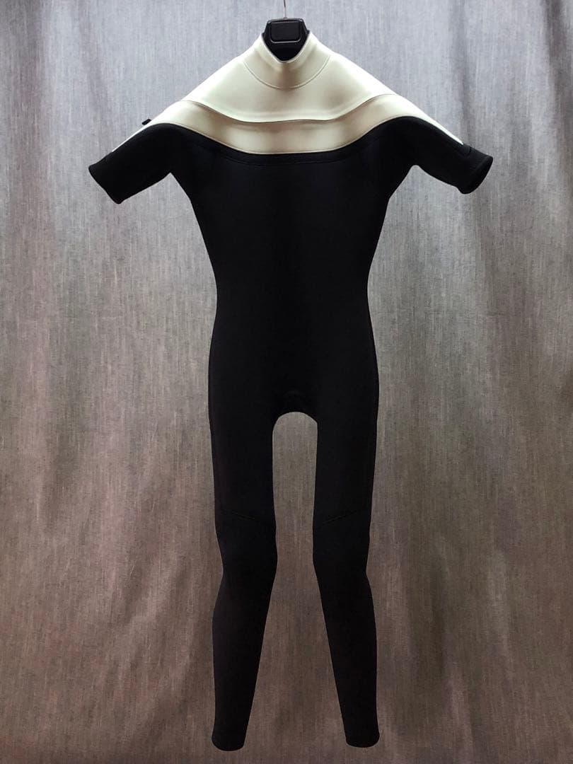 うーちゃんさん専用　ウェットスーツ 新品未使用