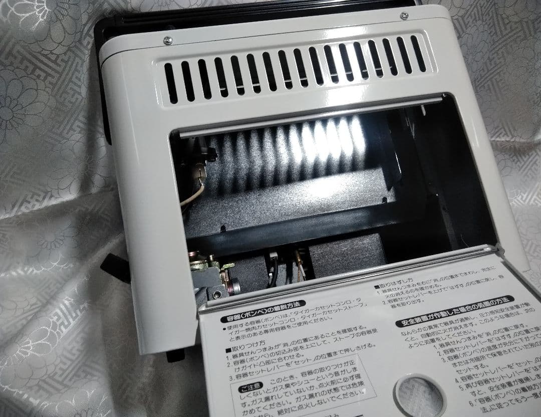 TIGER タイガーカセットガスストーブ CKS-0900 キャンプ アウトドア