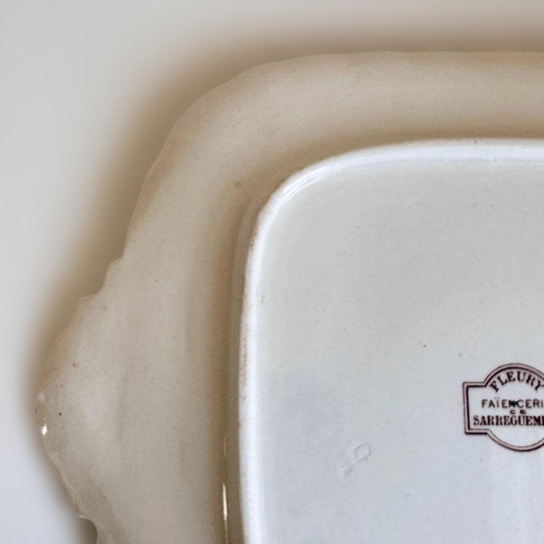 フランスアンティーク　サルグミンヌ　FLEURY