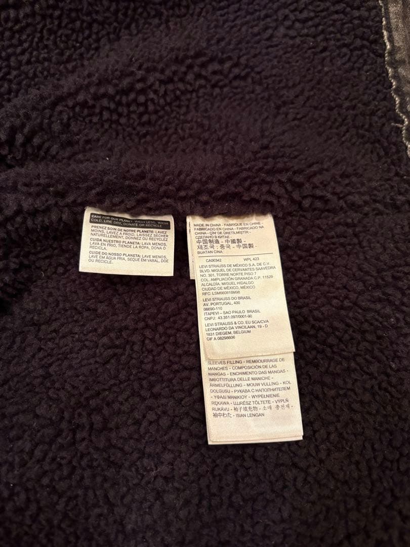 Levi's デニムジャケット　黒　サイズM