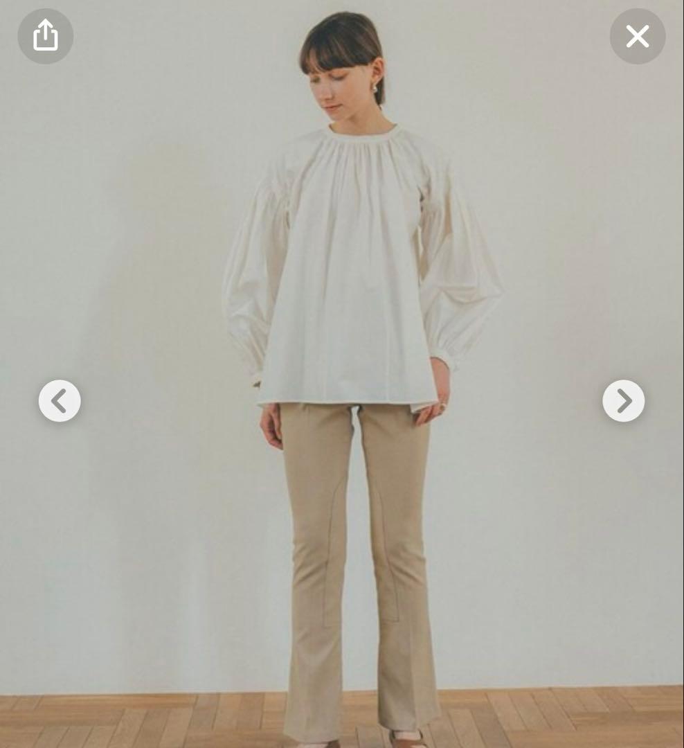 clane ボリュームパフスモックトップス