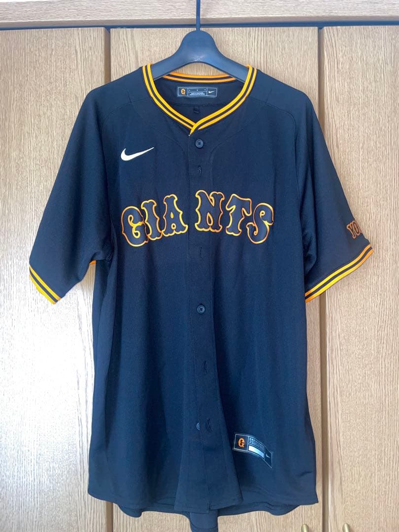 読売ジャイアンツ　岡田悠希　ブラックユニフォーム