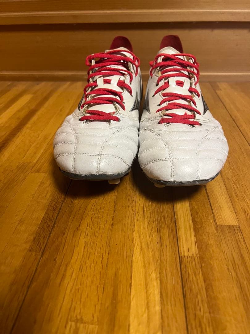 サッカースパイク Morelia ネオ4 27.5cm