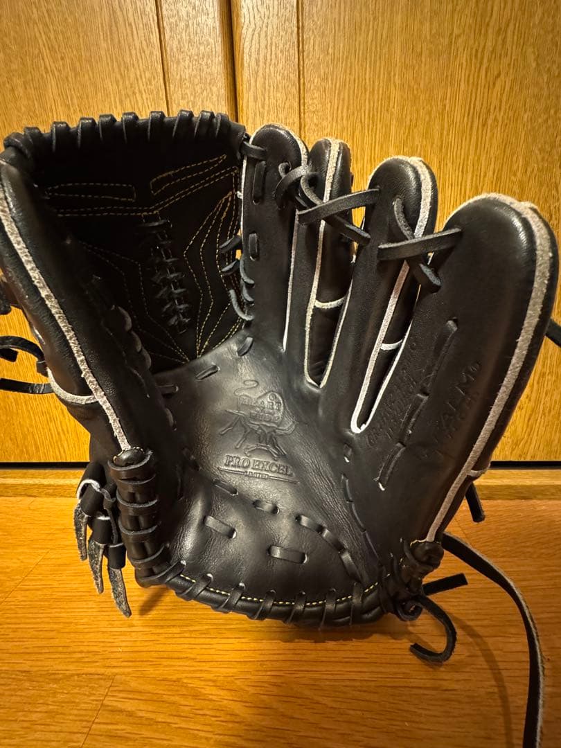 ローリングス　投手用グラブ