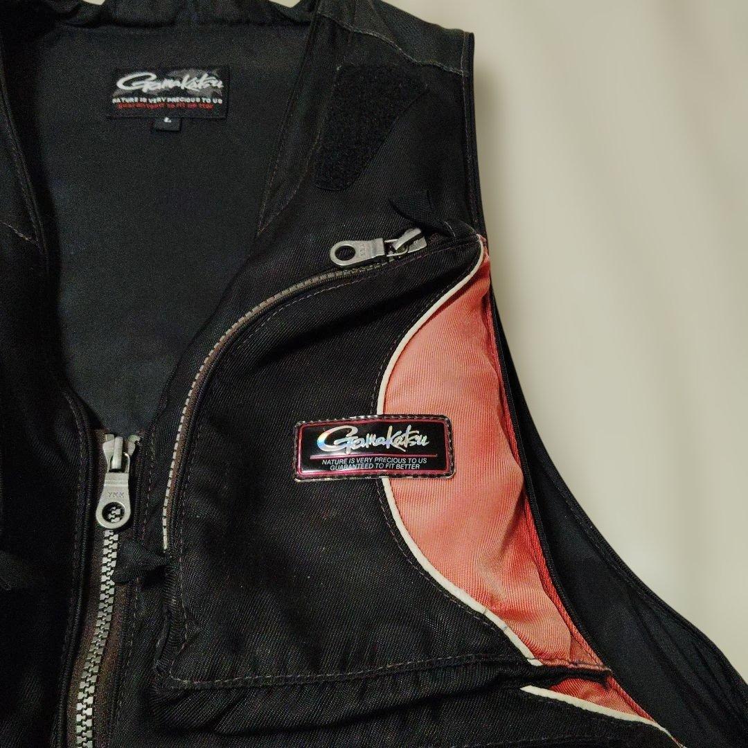 がまかつ　磯　Gamakatsu　フローティングベスト　 Lサイズ　黒/赤