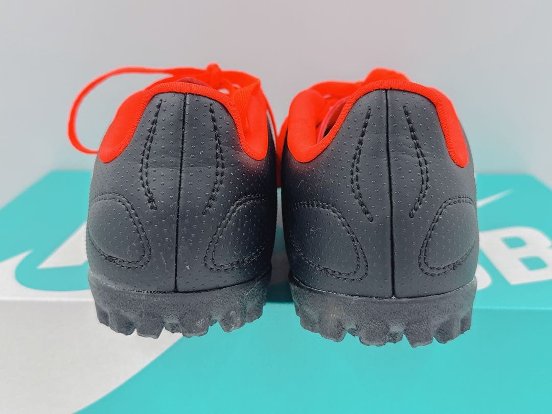 adidas PREDATOR CLUB TFプレデター クラブ TF 23cm