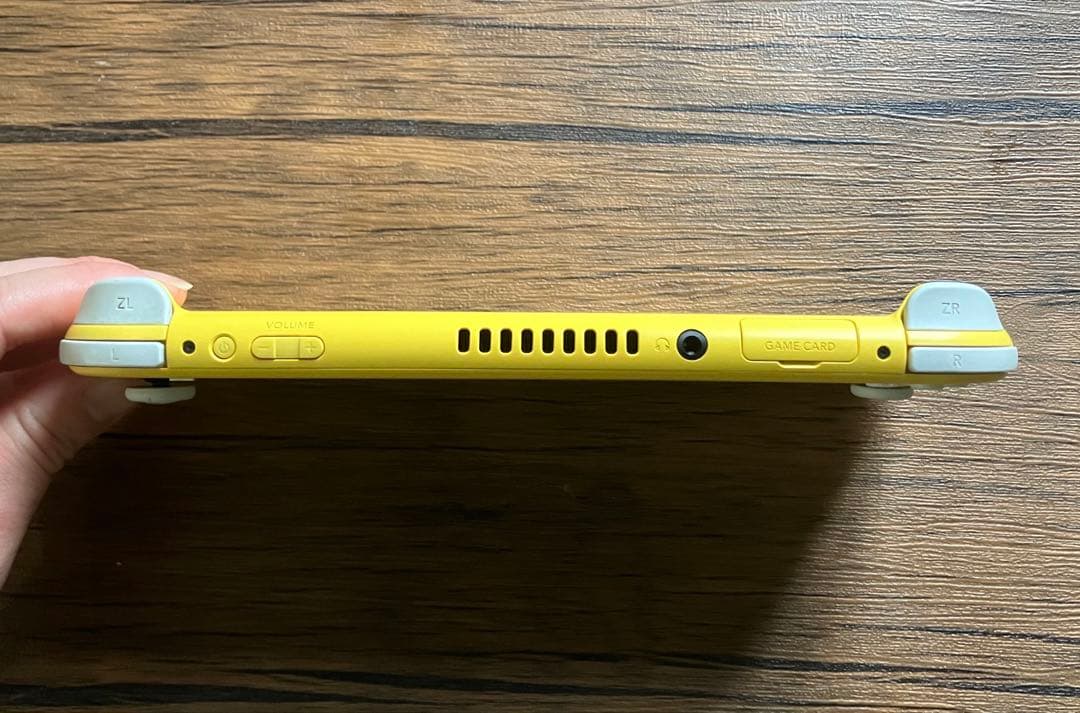 (訳あり・ジャンク品)Nintendo Switch Lite イエロー