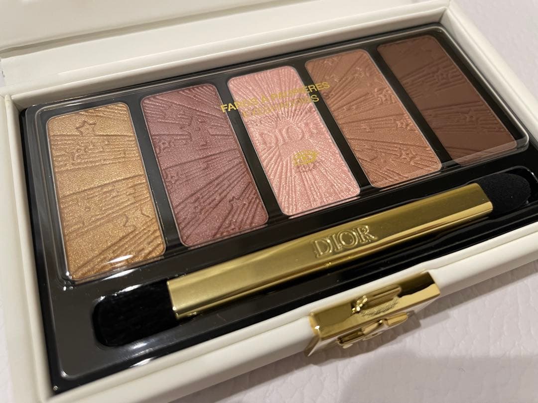 DIOR ホリデーコレクション クチュールアイパレッド　アイシャドウ