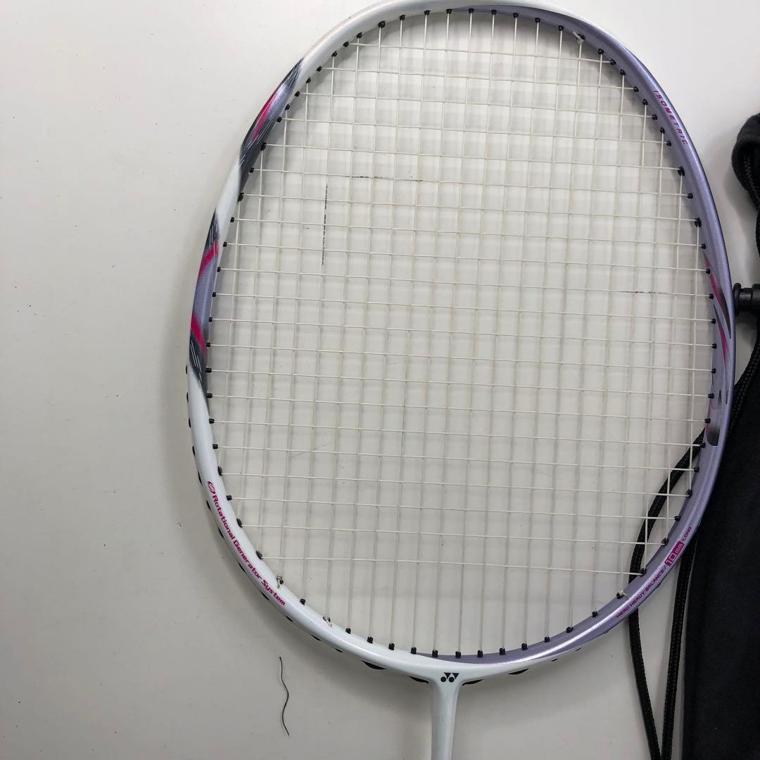 YONEX バドミントンラケット 専用ケース付き