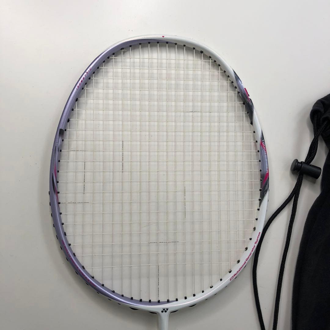 YONEX バドミントンラケット 専用ケース付き