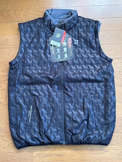 ★新品！ブリジストンゴルフ 中綿6WAYブルゾン【M】黒×灰