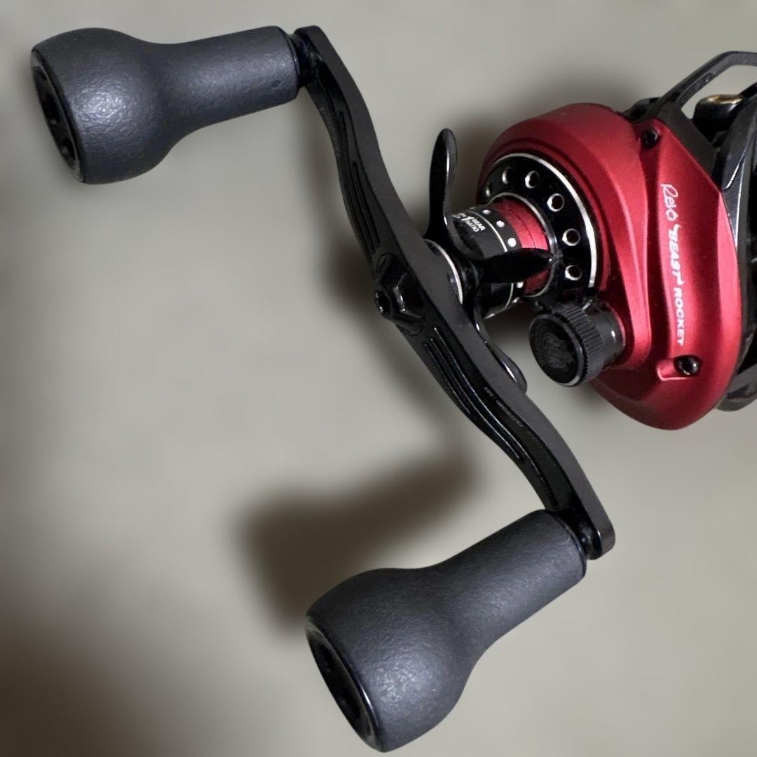 アブ　レボビーストロケット　バリアル110