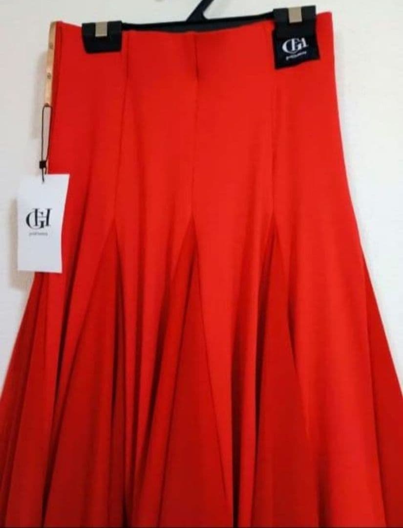 新品未使用タグ付gentil社交ダンス衣装ロングスカート赤