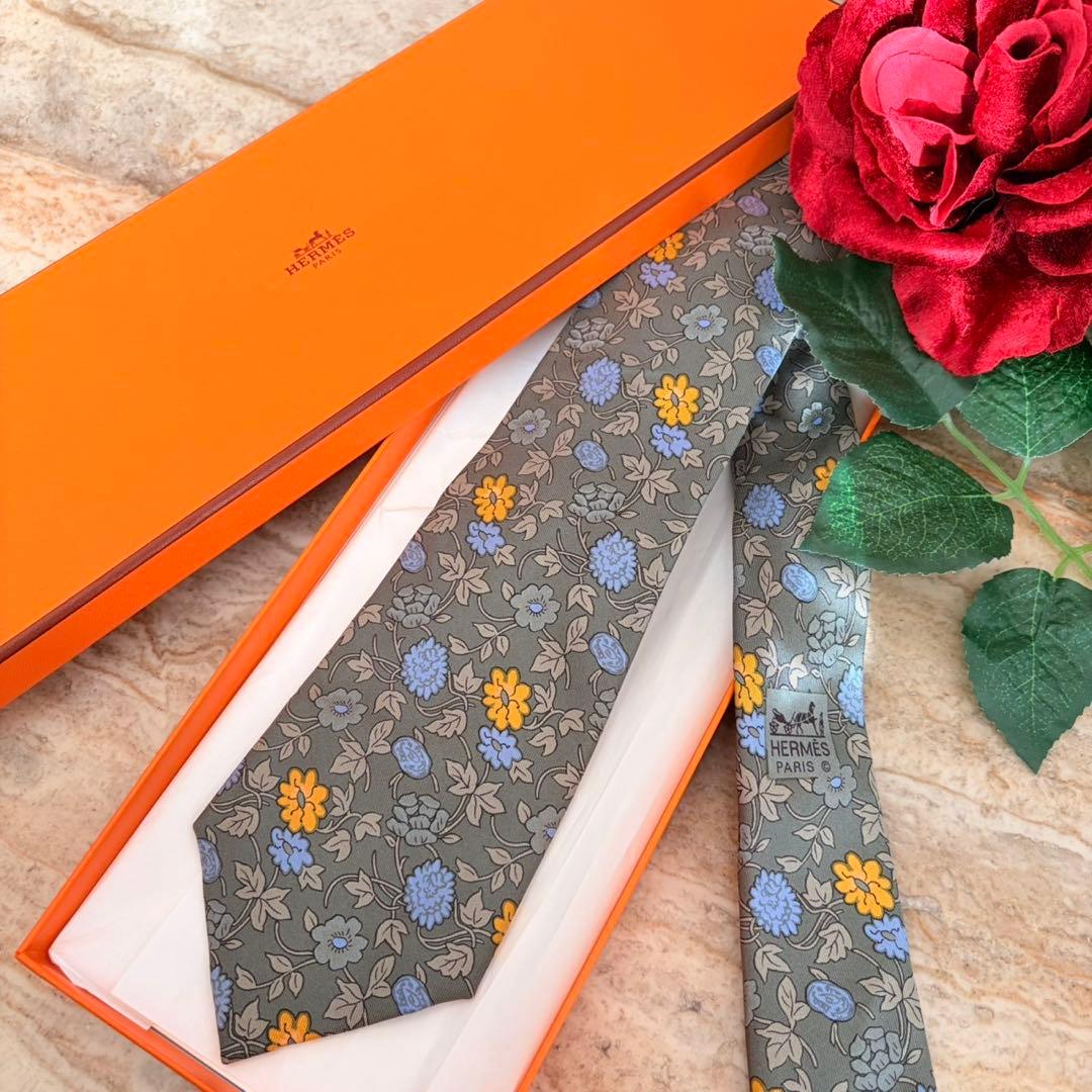 N430 新品未使用 エルメス 花柄 総柄 ネクタイ グリーン グレー メンズ