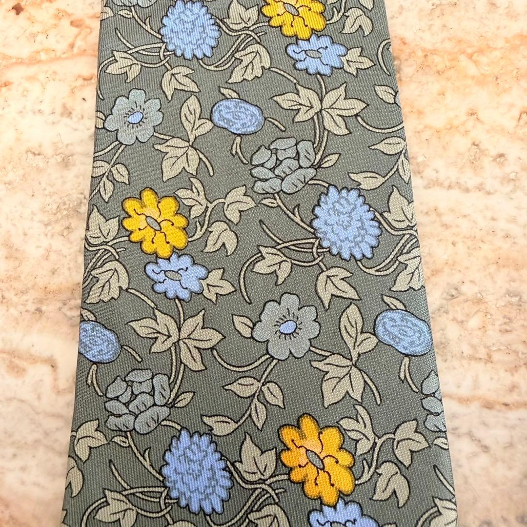 N430 新品未使用 エルメス 花柄 総柄 ネクタイ グリーン グレー メンズ