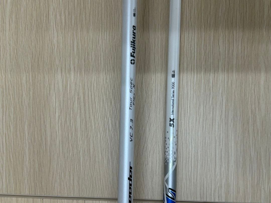 M4 ドライバー 10.5° ATTAS COOL 5X装着　シャフト2本