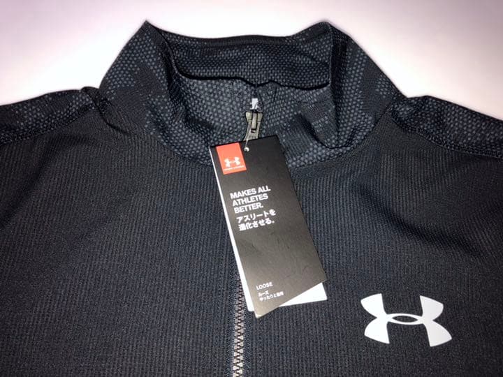 41◆アンダーアーマー◆1290269ブランドミッション黒系 長袖Sサイズルーズ