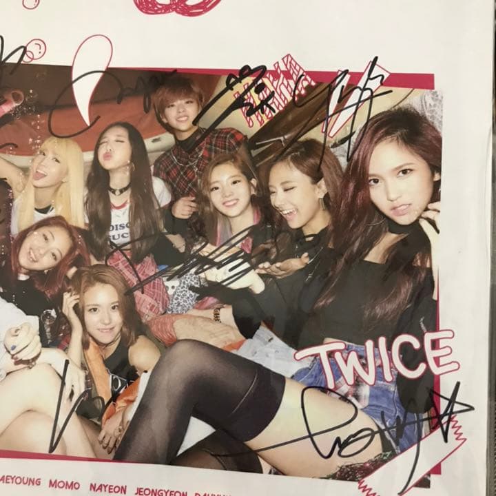 TWICE「THE STORY BEGINS」 サイン入り