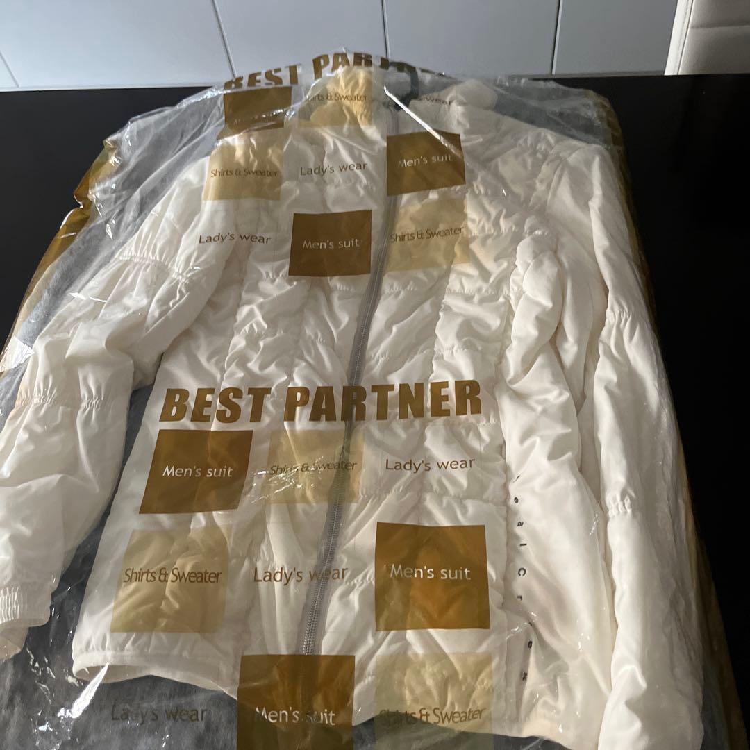 ヒールクリーク　ジャケット　白