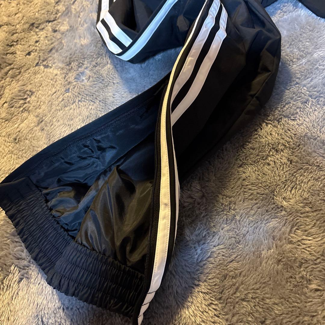 adidas 上下セットアップ ブラック Ｌサイズ　 3日間限定値下中❗️