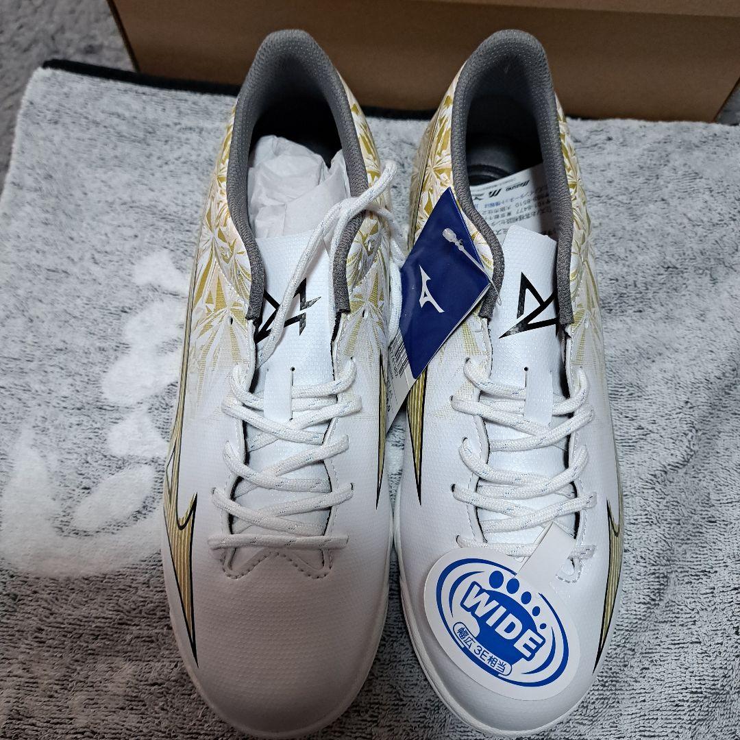 新品Mizuno Alpha 25センチトレシューホワイト/ゴールド