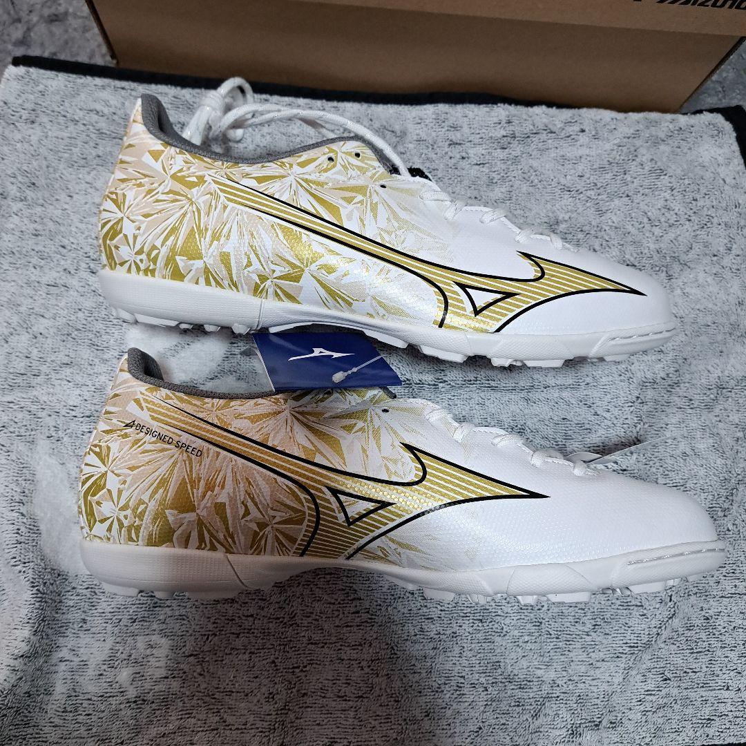 新品Mizuno Alpha 25センチトレシューホワイト/ゴールド